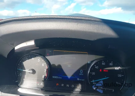 2021 Ford Explorer Xlt z USA, uszkodzony, nr VIN 1FMSK8DH1MGA14449